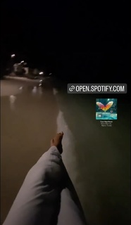 Edyta Górniak feet photo thumbnail