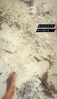 Edyta Górniak feet photo thumbnail