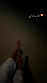 Edyta Górniak feet photo thumbnail