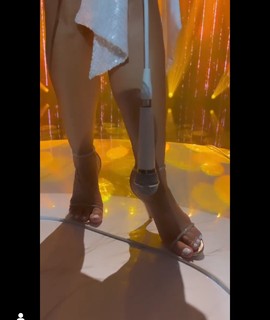 Edyta Górniak feet photo thumbnail