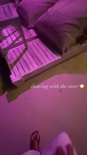 Edyta Górniak feet photo thumbnail