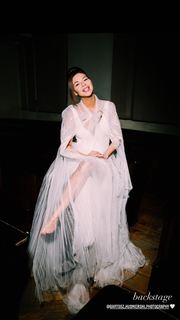 Edyta Górniak feet photo thumbnail