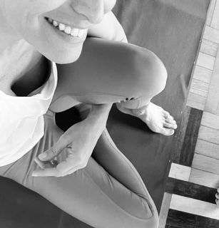 Federica Fontana feet photo thumbnail