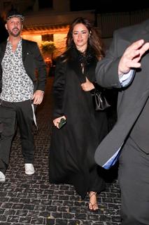 Camila Cabello feet photo thumbnail