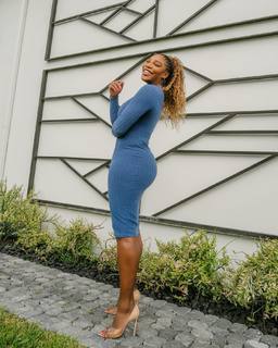 Serena Williams feet photo thumbnail