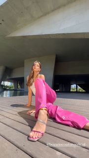 Camila Queiroz feet photo thumbnail