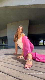 Camila Queiroz feet photo thumbnail