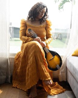 Nithya Menon feet photo 3