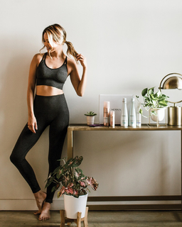 Jamie Chung feet photo thumbnail