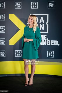 Diletta Leotta feet photo thumbnail