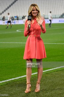 Diletta Leotta feet photo thumbnail