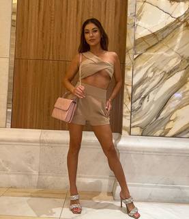 Arianny Celeste feet photo thumbnail