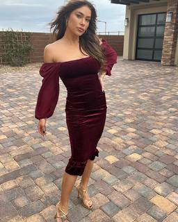 Arianny Celeste feet photo thumbnail