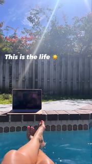 Paige VanZant feet photo thumbnail