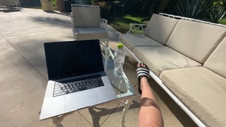 Jenna Ezarik feet photo thumbnail