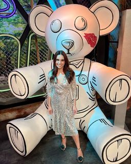 Tania Rincón feet photo thumbnail