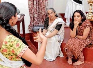 Manju Warrier feet photo 1
