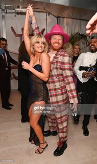 Ashley Roberts feet photo thumbnail