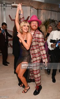 Ashley Roberts feet photo thumbnail