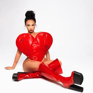 Draya Michele feet photo thumbnail