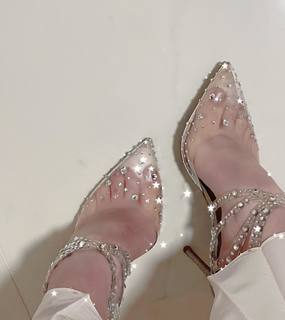 Thalía feet photo thumbnail