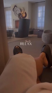 Evelyn Lozada feet photo thumbnail