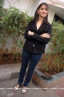 Tamannaah Bhatia feet photo thumbnail