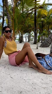 Zaira Nara feet photo thumbnail