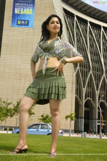 Tamannaah Bhatia feet photo thumbnail