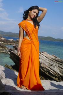 Tamannaah Bhatia feet photo thumbnail