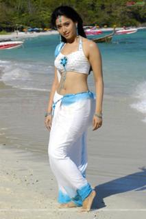 Tamannaah Bhatia feet photo thumbnail