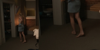 Emma Roberts feet photo thumbnail