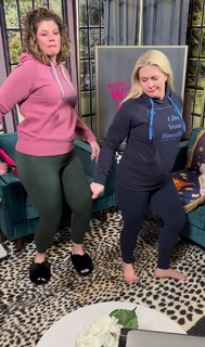 Melissa Joan Hart feet photo thumbnail