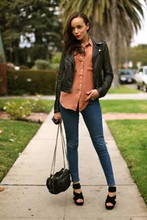 Ashley Madekwe feet photo thumbnail