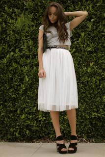 Ashley Madekwe feet photo thumbnail