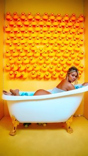 Paige VanZant feet photo thumbnail