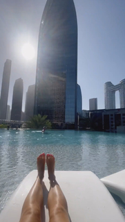Pixie Lott feet photo thumbnail