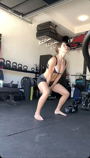 Amanda Cerny feet photo thumbnail