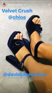 Jessica Gomes feet photo thumbnail
