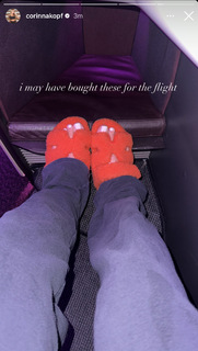 Corinna Kopf feet photo thumbnail