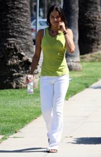 Michelle Rodriguez feet photo thumbnail