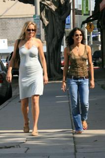 Michelle Rodriguez feet photo thumbnail