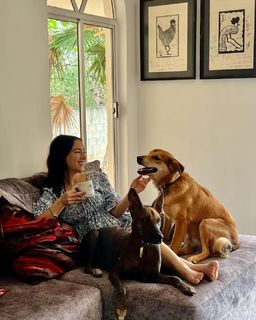 Claudia Lizaldi feet photo thumbnail