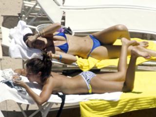 Ashley Tisdale feet photo thumbnail