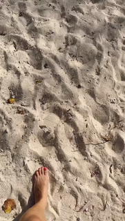 Carmen Villalobos feet photo thumbnail