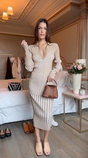Iris Mittenaere feet photo thumbnail