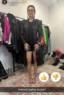 Natalie Noel Mariduena feet photo thumbnail