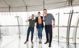 Bryce Dallas Howard feet photo thumbnail