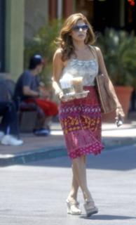 Eva Mendes feet photo thumbnail