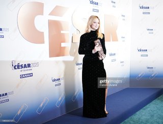 Virginie Efira feet photo thumbnail
